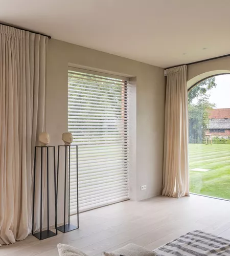 Raamdecoratie op maat in Kuurne